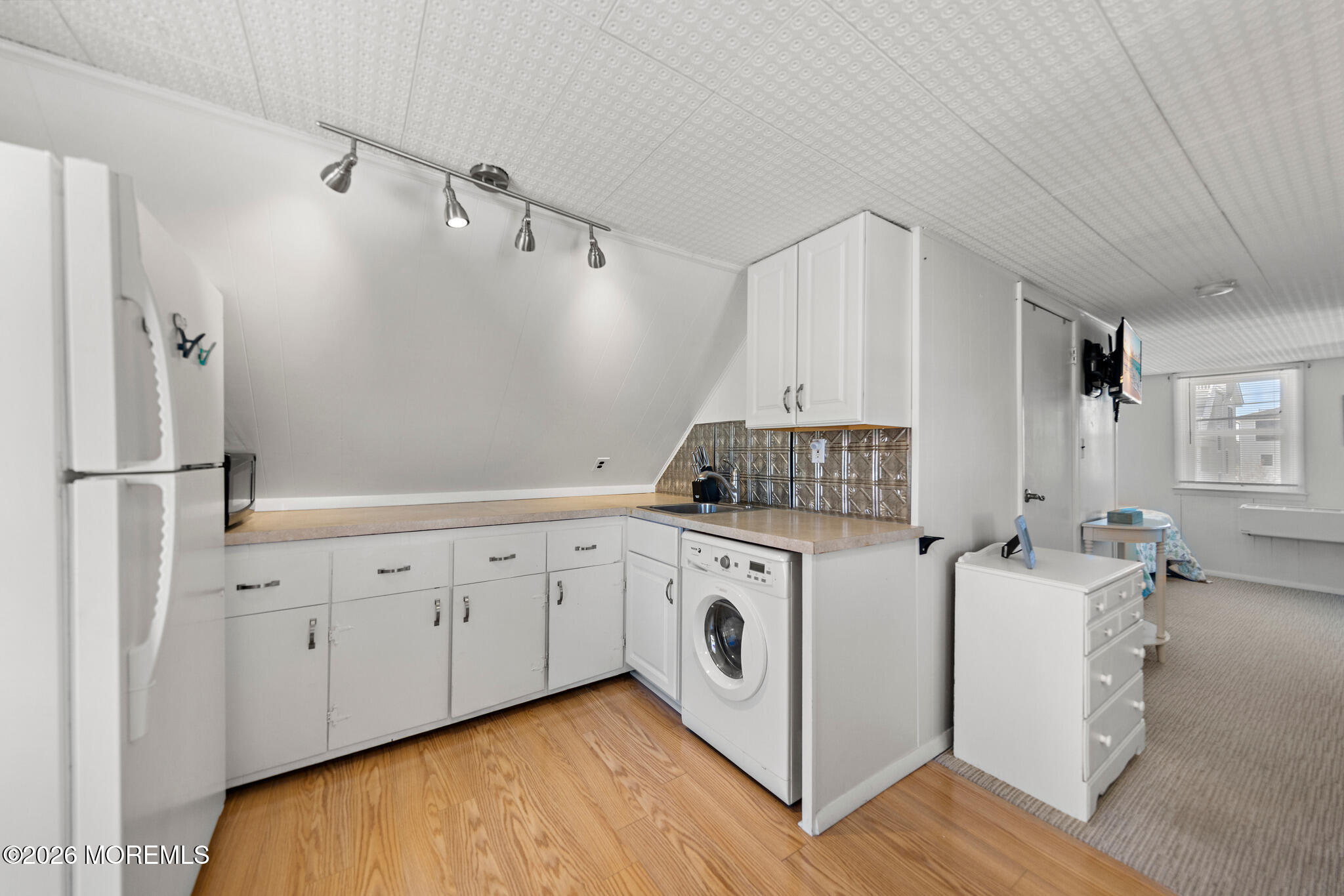 7 E 21st Street