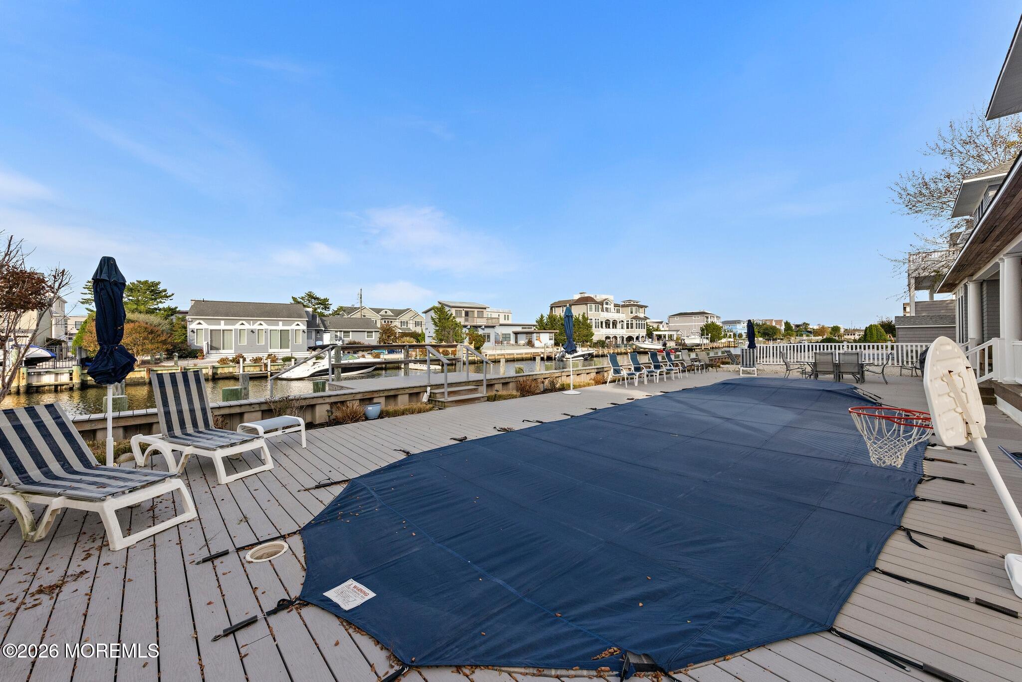 171 Marina Boulevard