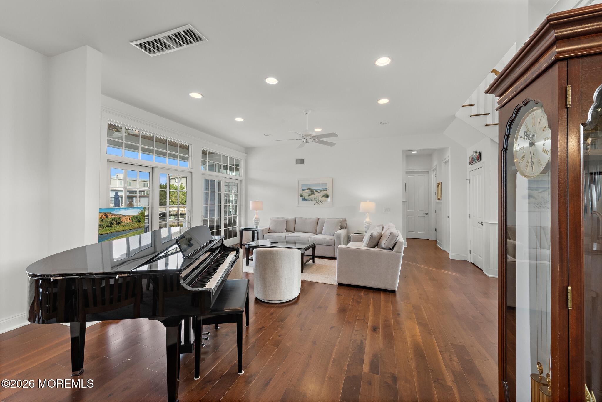 171 Marina Boulevard