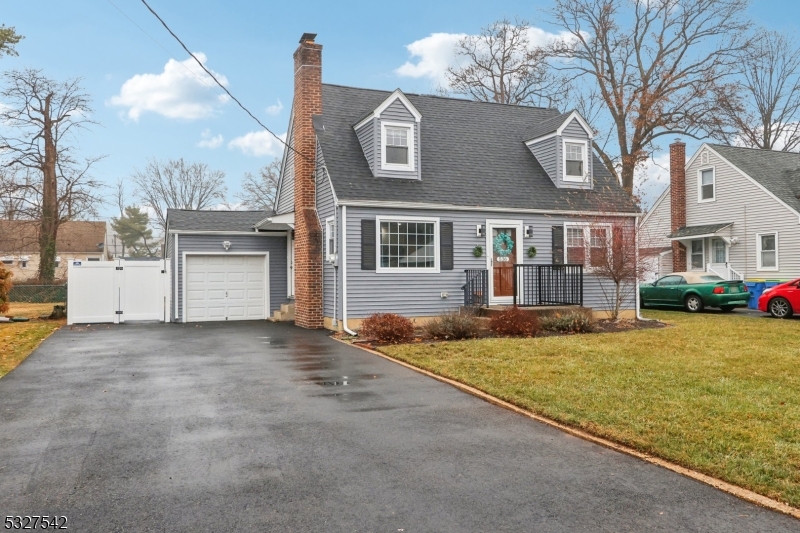 536 Oakridge Ave