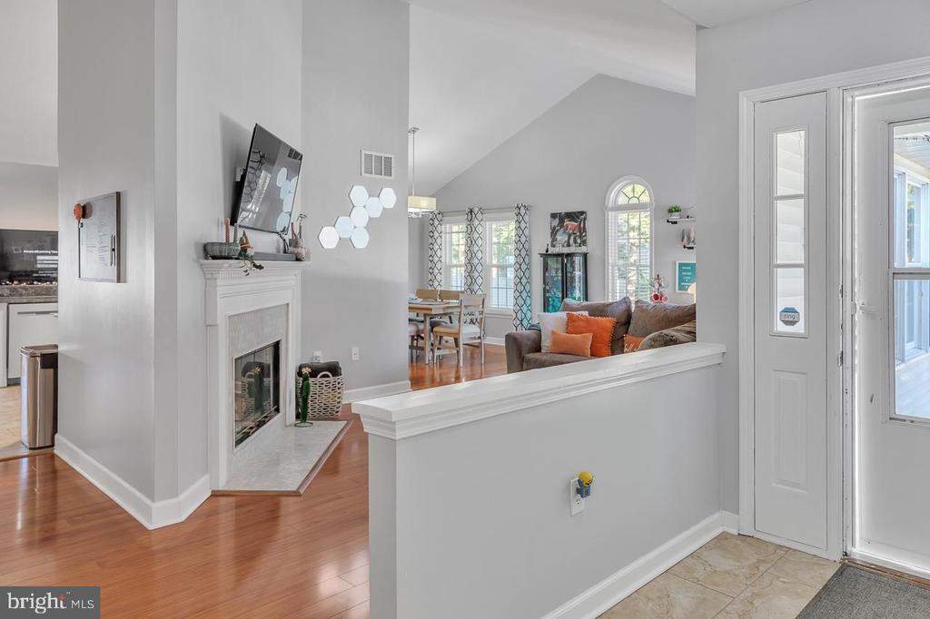 719 E CHIP SHOT LANE