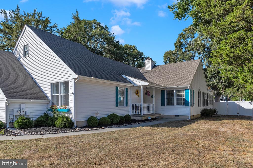 719 E CHIP SHOT LANE