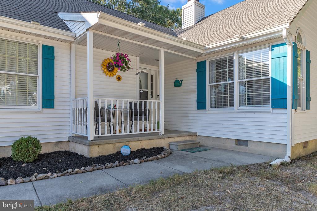 719 E CHIP SHOT LANE