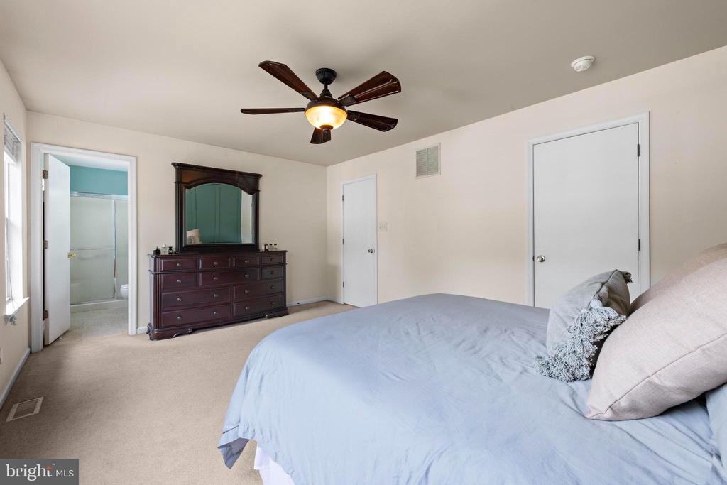 202 PRANCER ROAD