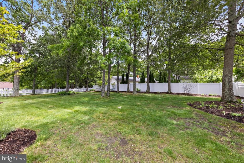 202 PRANCER ROAD