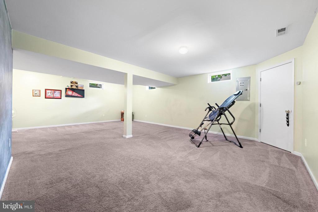 202 PRANCER ROAD
