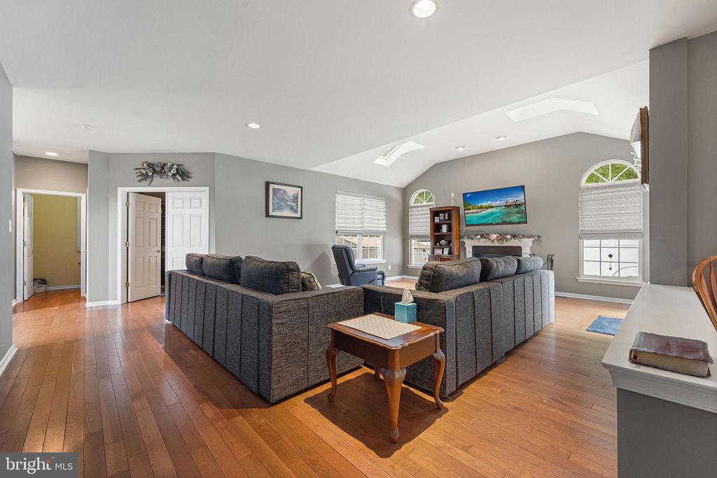 257 CHURCHILL DRIVE