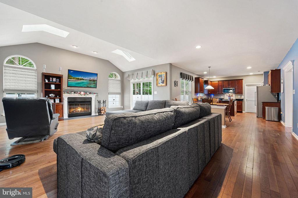 257 CHURCHILL DRIVE