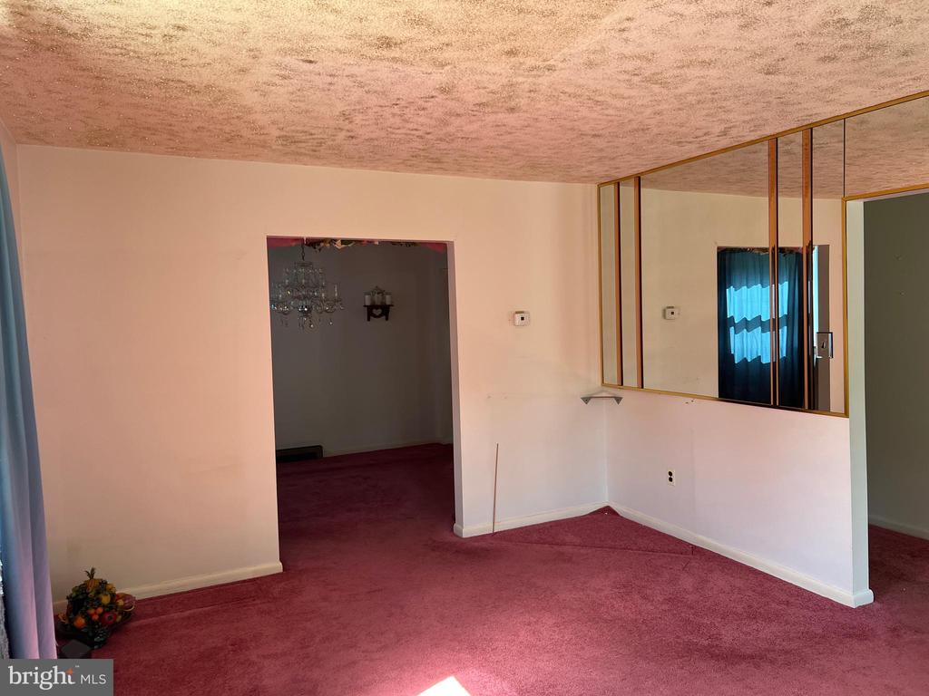 1601 MCCALL AVENUE