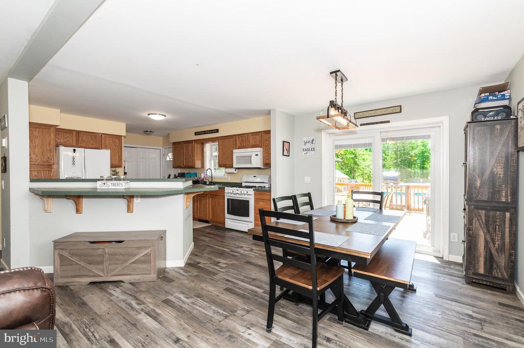 5435 PLEASANT MILLS ROAD