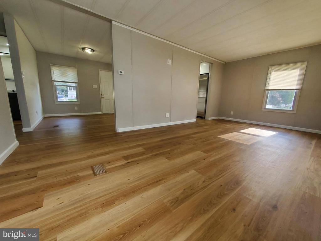 3413 WEYMOUTH ROAD