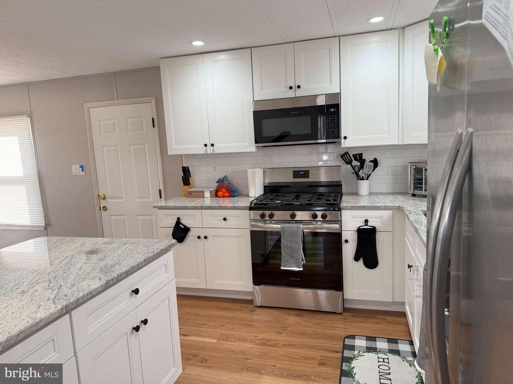 3413 WEYMOUTH ROAD
