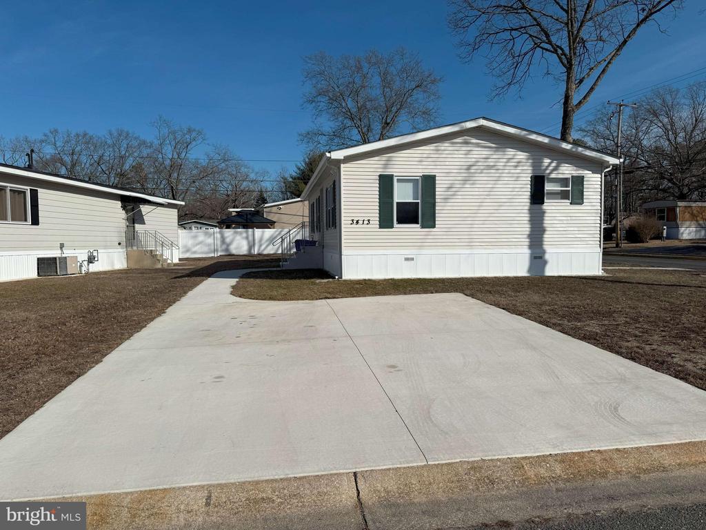 3413 WEYMOUTH ROAD