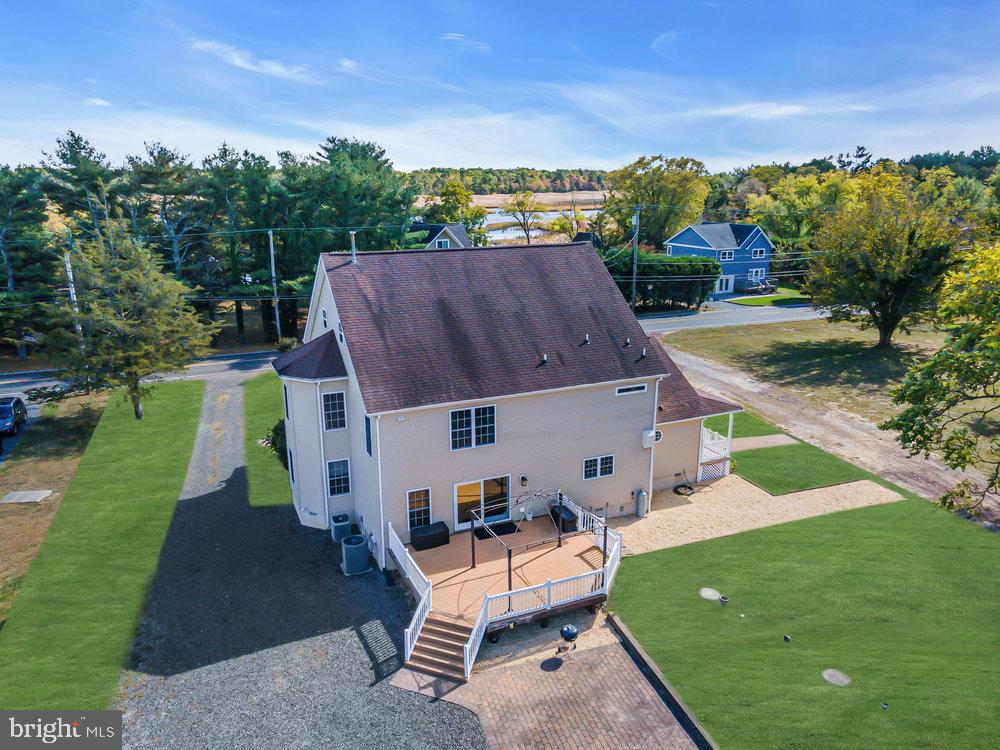 87 N MAPLE AVENUE