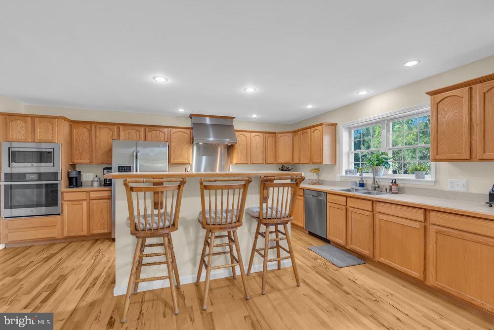 87 N MAPLE AVENUE