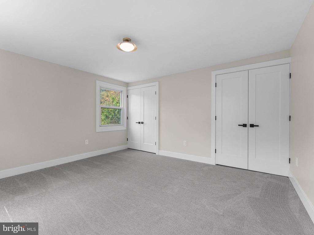 103 HILLCREST LANE