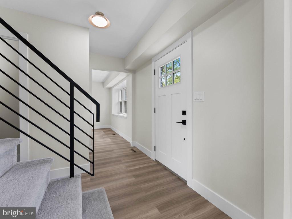 103 HILLCREST LANE