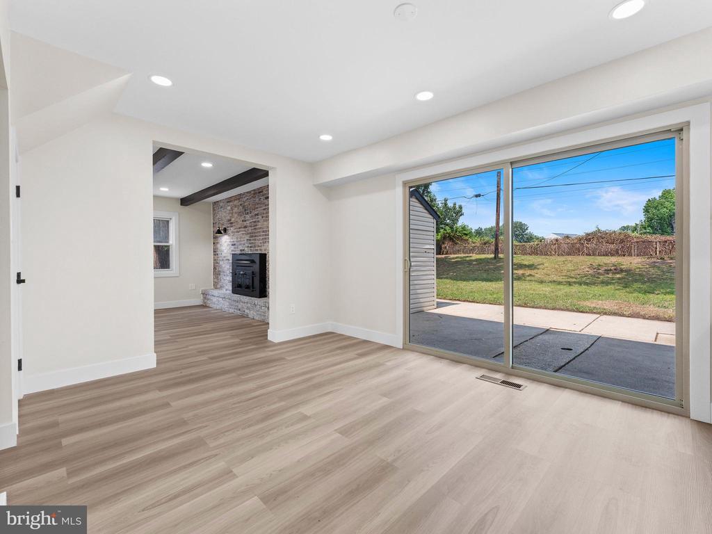 103 HILLCREST LANE