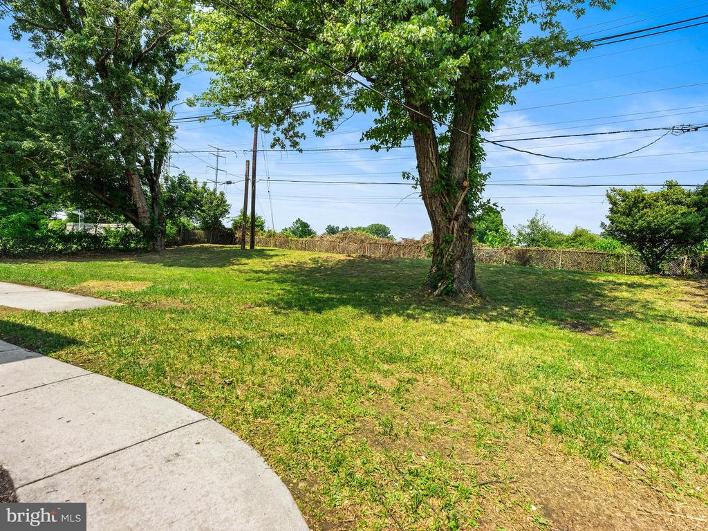103 HILLCREST LANE
