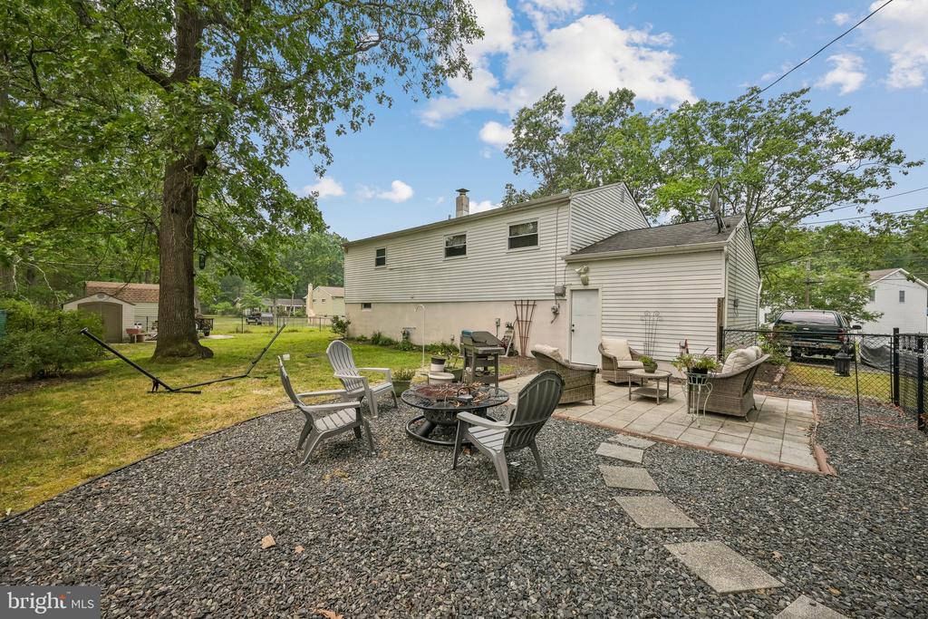 402 WISCONSIN TRAIL