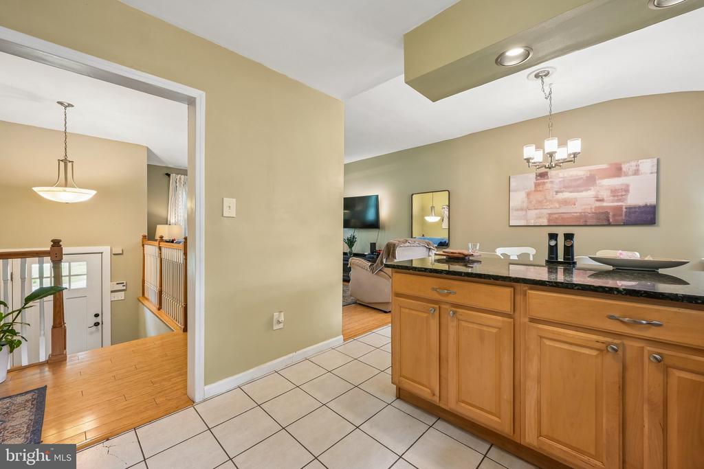 402 WISCONSIN TRAIL