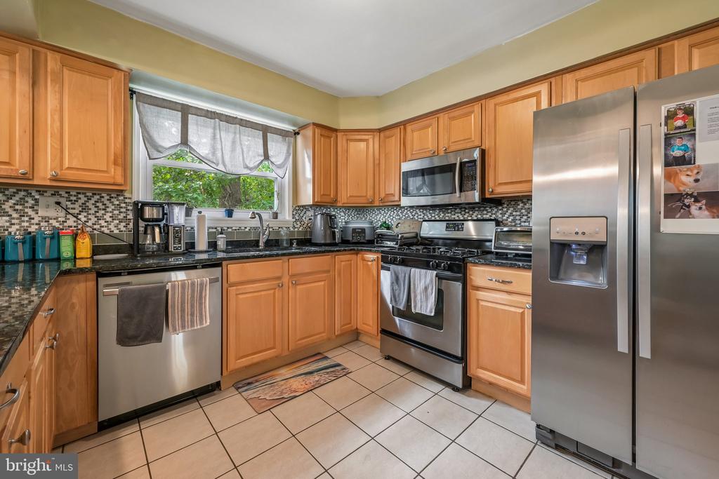 402 WISCONSIN TRAIL