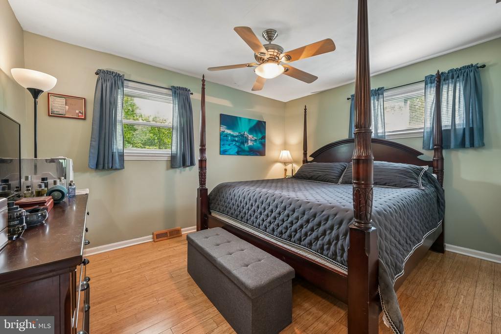 402 WISCONSIN TRAIL