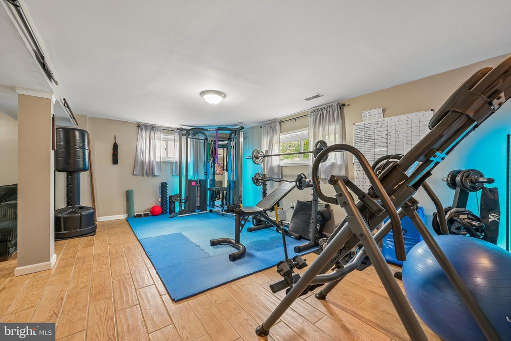 402 WISCONSIN TRAIL
