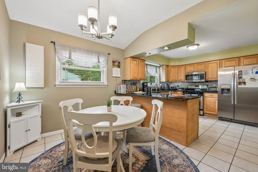 402 WISCONSIN TRAIL