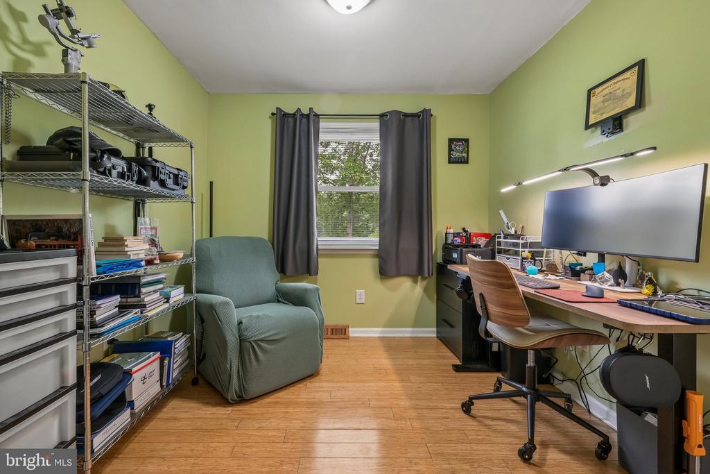 402 WISCONSIN TRAIL