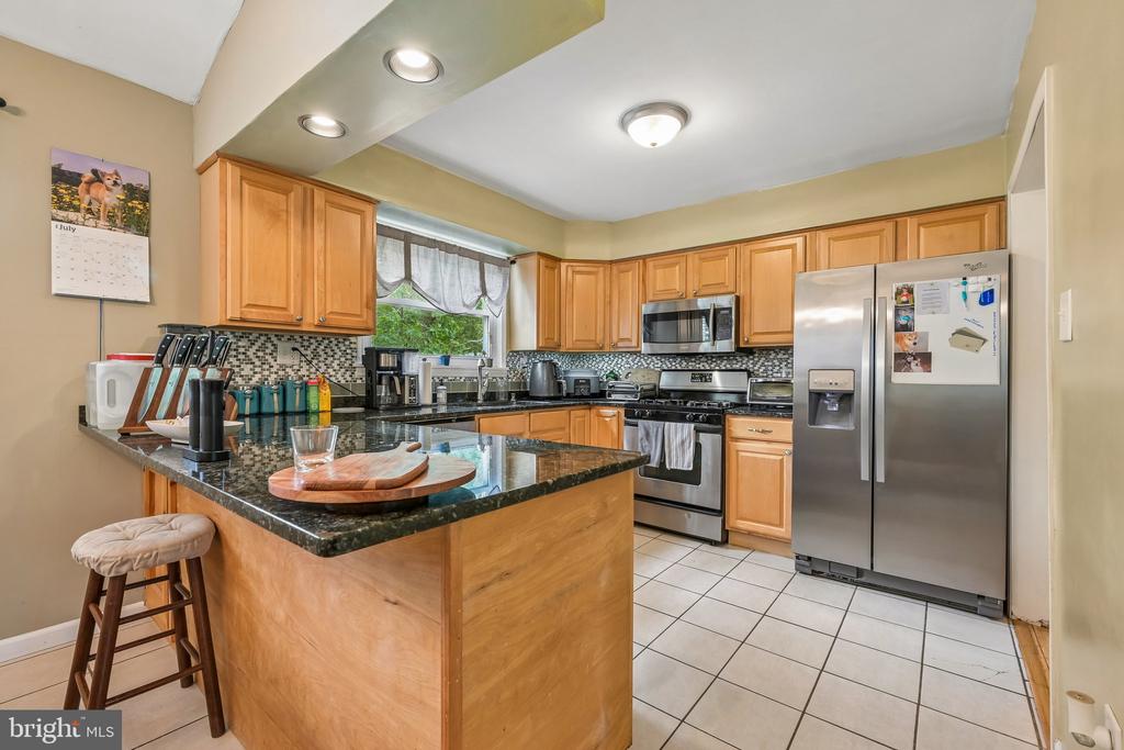 402 WISCONSIN TRAIL