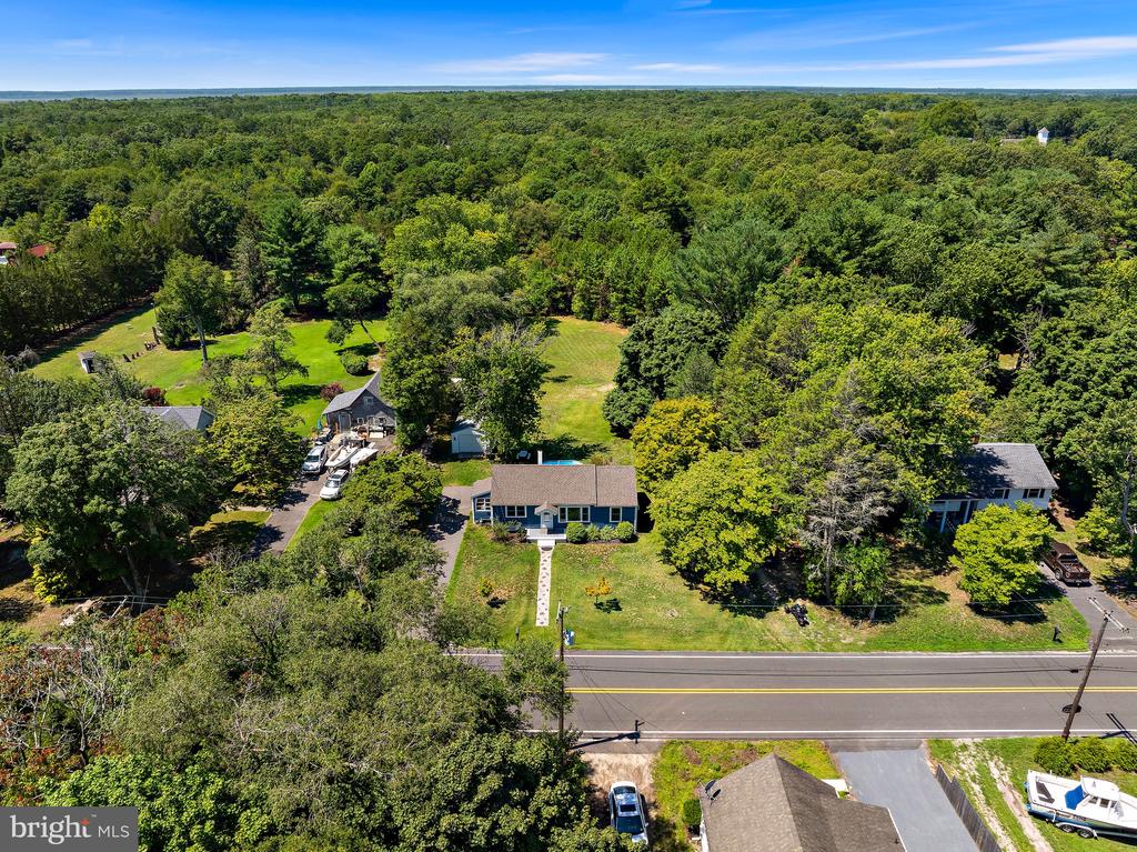 16 SOUTH MAPLE AVENUE