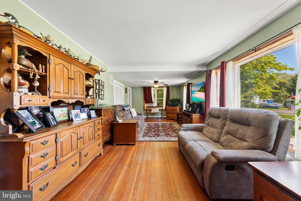 16 SOUTH MAPLE AVENUE