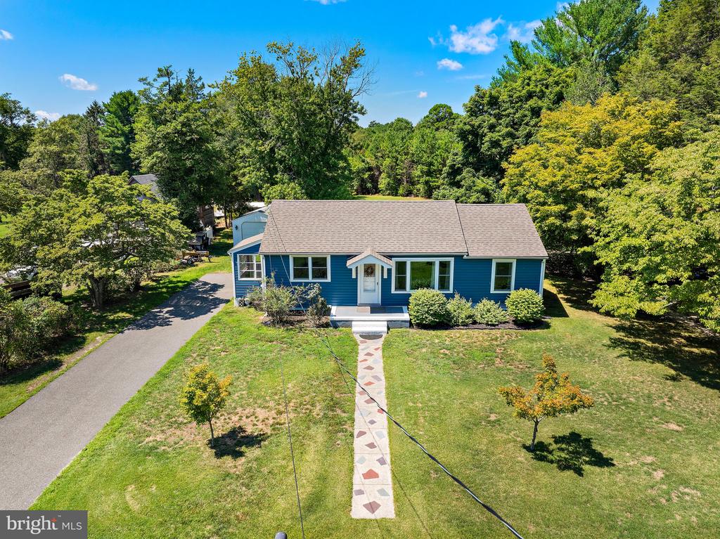 16 SOUTH MAPLE AVENUE