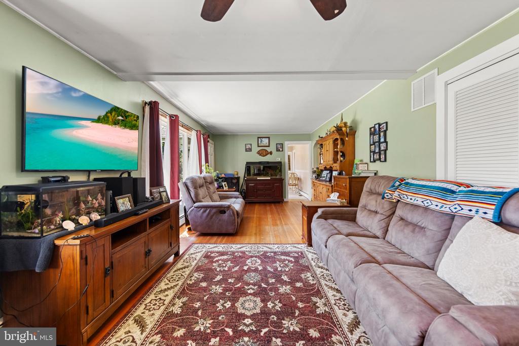 16 SOUTH MAPLE AVENUE