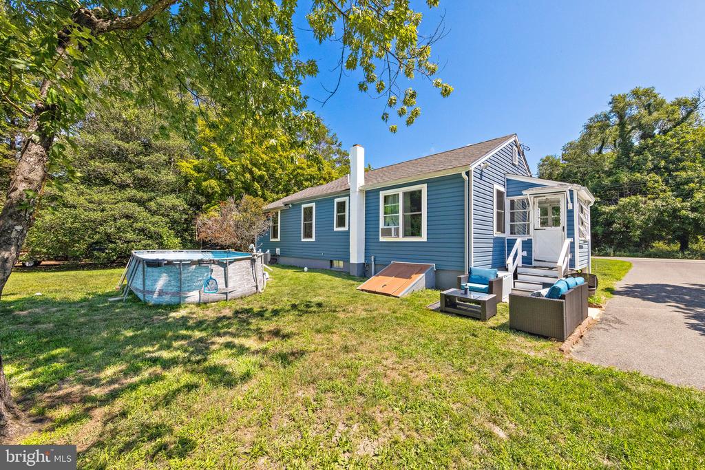 16 SOUTH MAPLE AVENUE