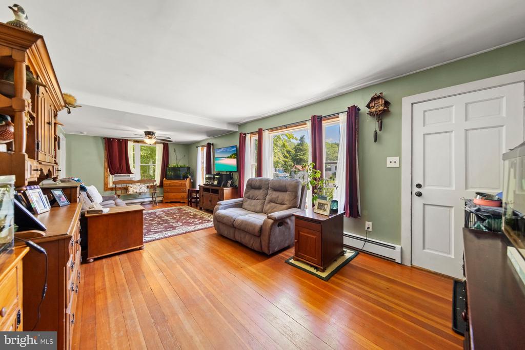 16 SOUTH MAPLE AVENUE