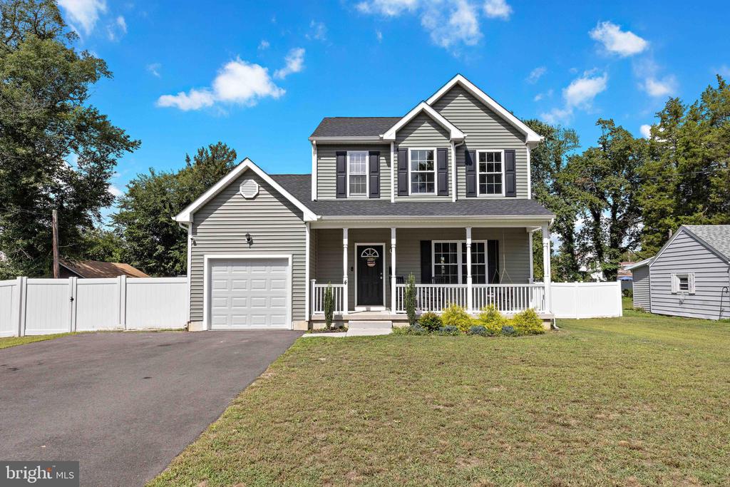 4 ELMWOOD AVENUE