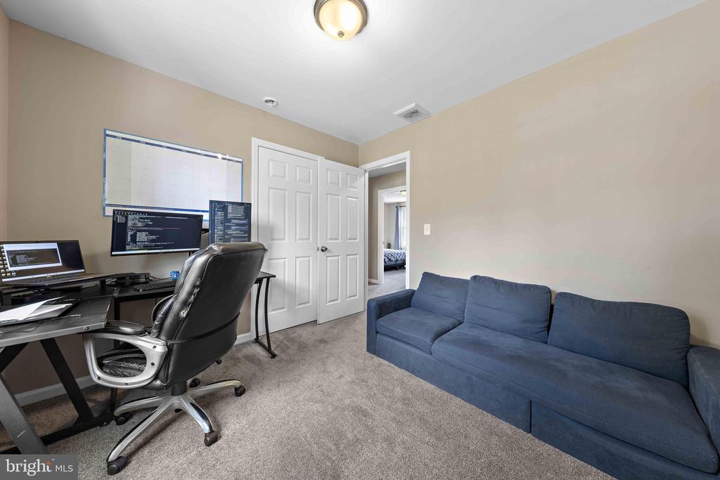 4 ELMWOOD AVENUE