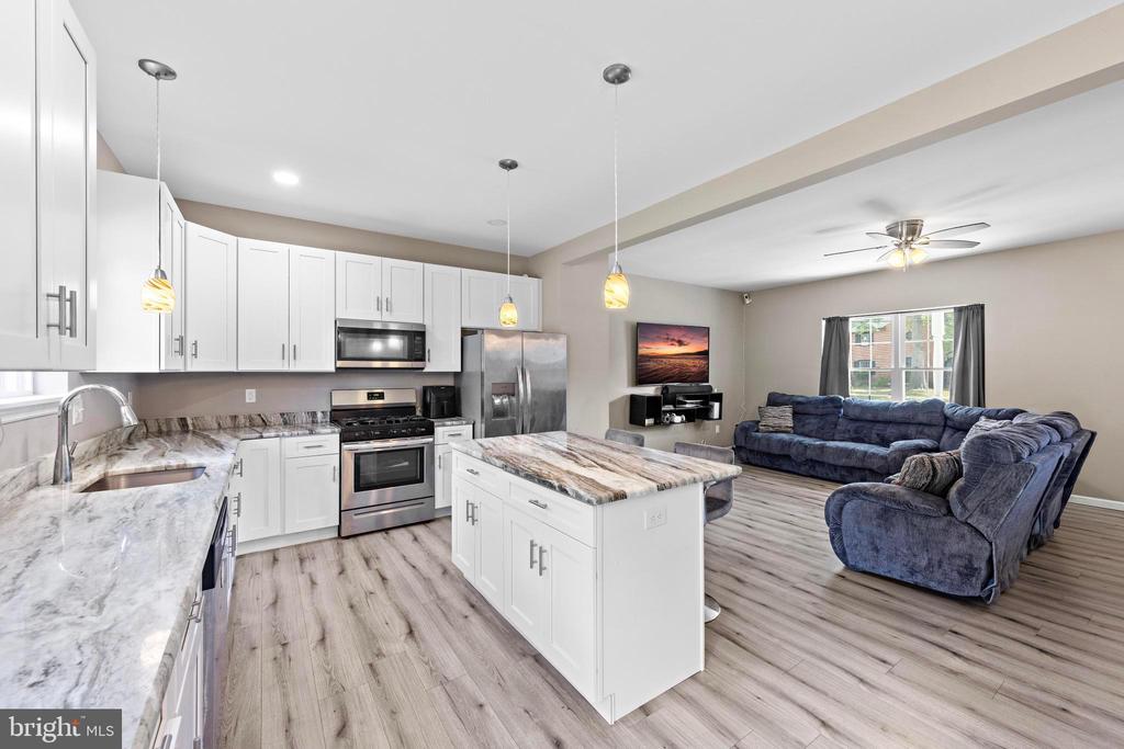 4 ELMWOOD AVENUE