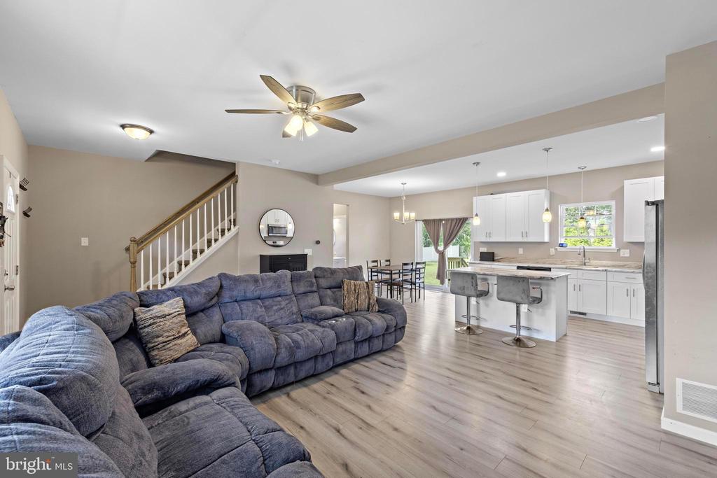 4 ELMWOOD AVENUE