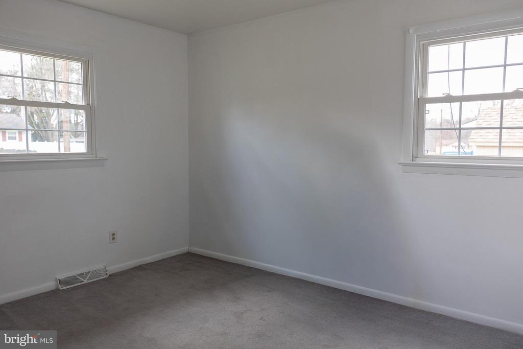 118 GRANDVIEW DRIVE