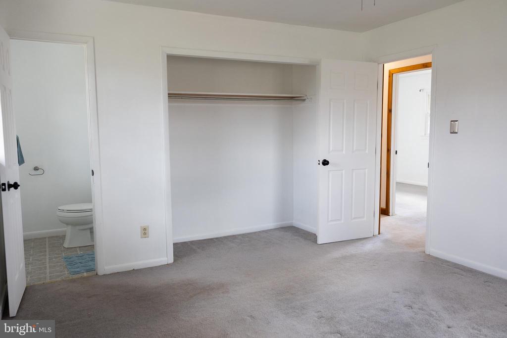 118 GRANDVIEW DRIVE