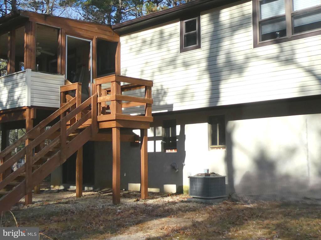 827 ANTHONY ROAD