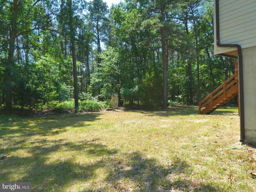 827 ANTHONY ROAD