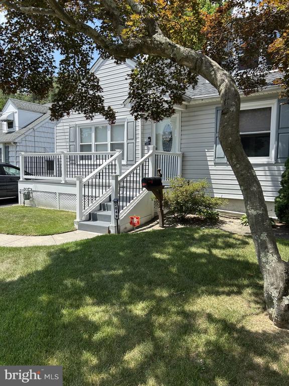 204 W LINDEN AVENUE