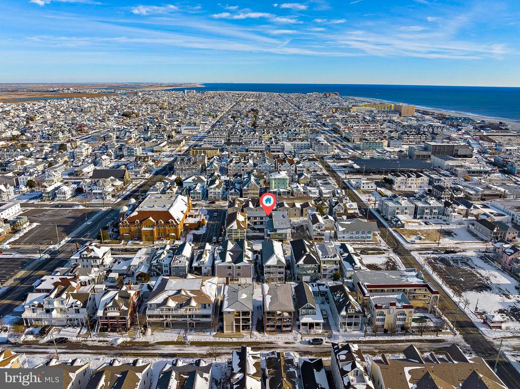 313 E GLENWOOD AVENUE Unit: 103