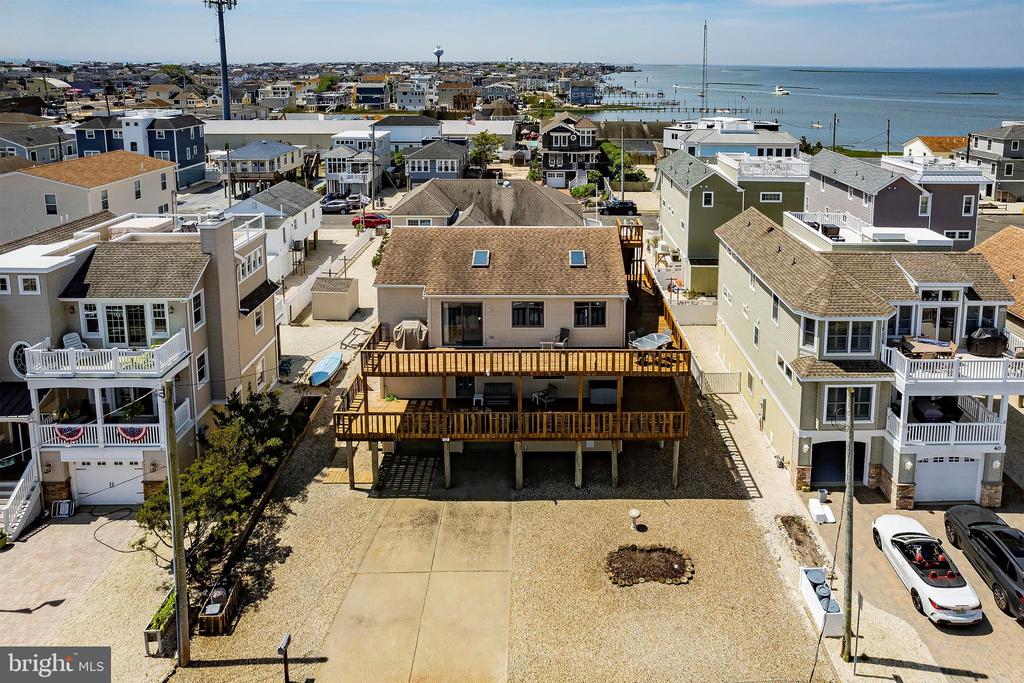 34 W JEANETTE AVENUE