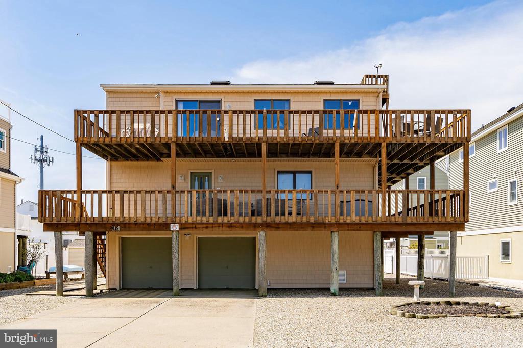 34 W JEANETTE AVENUE