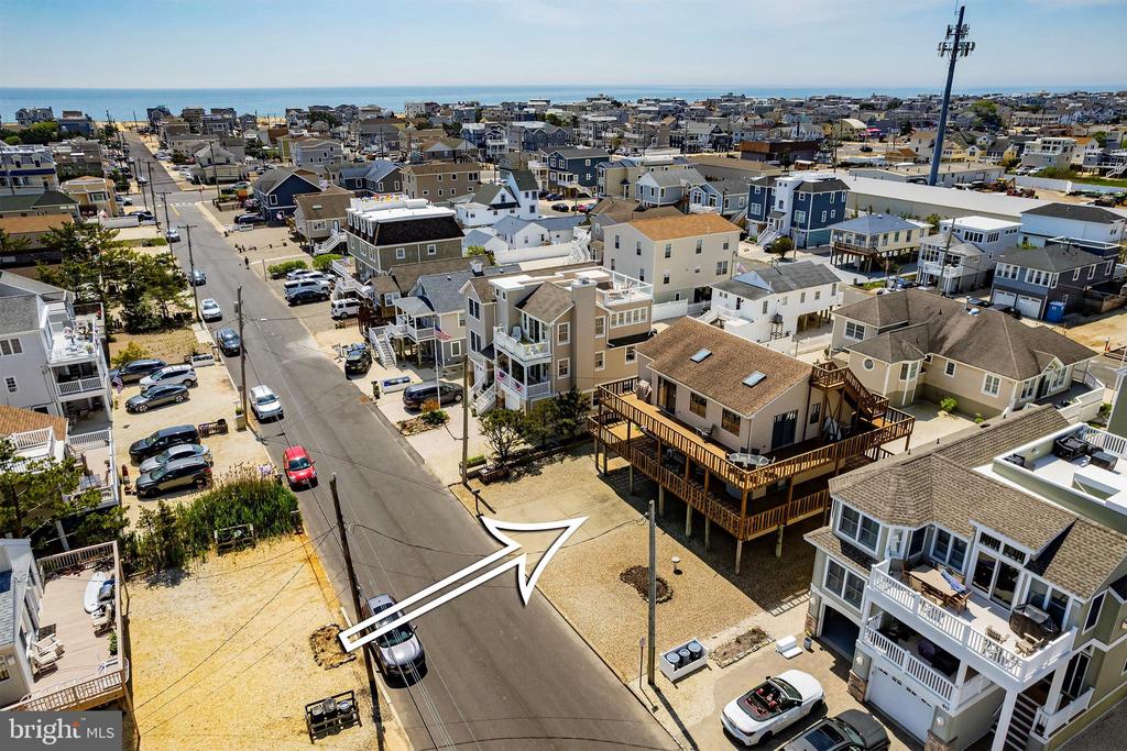 34 W JEANETTE AVENUE